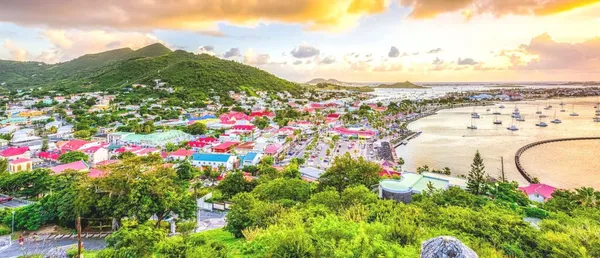 St. Martin: Your Travel Questions, Answered with a Splash of Riviera Style.